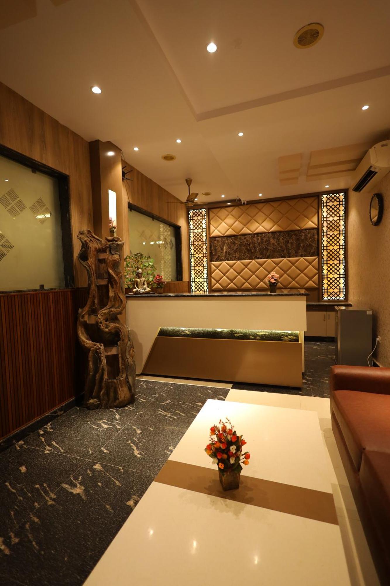 Hotel Bhagyaraj Palace A Luxury Hotel Keshavpuram Kanpur Exterior foto
