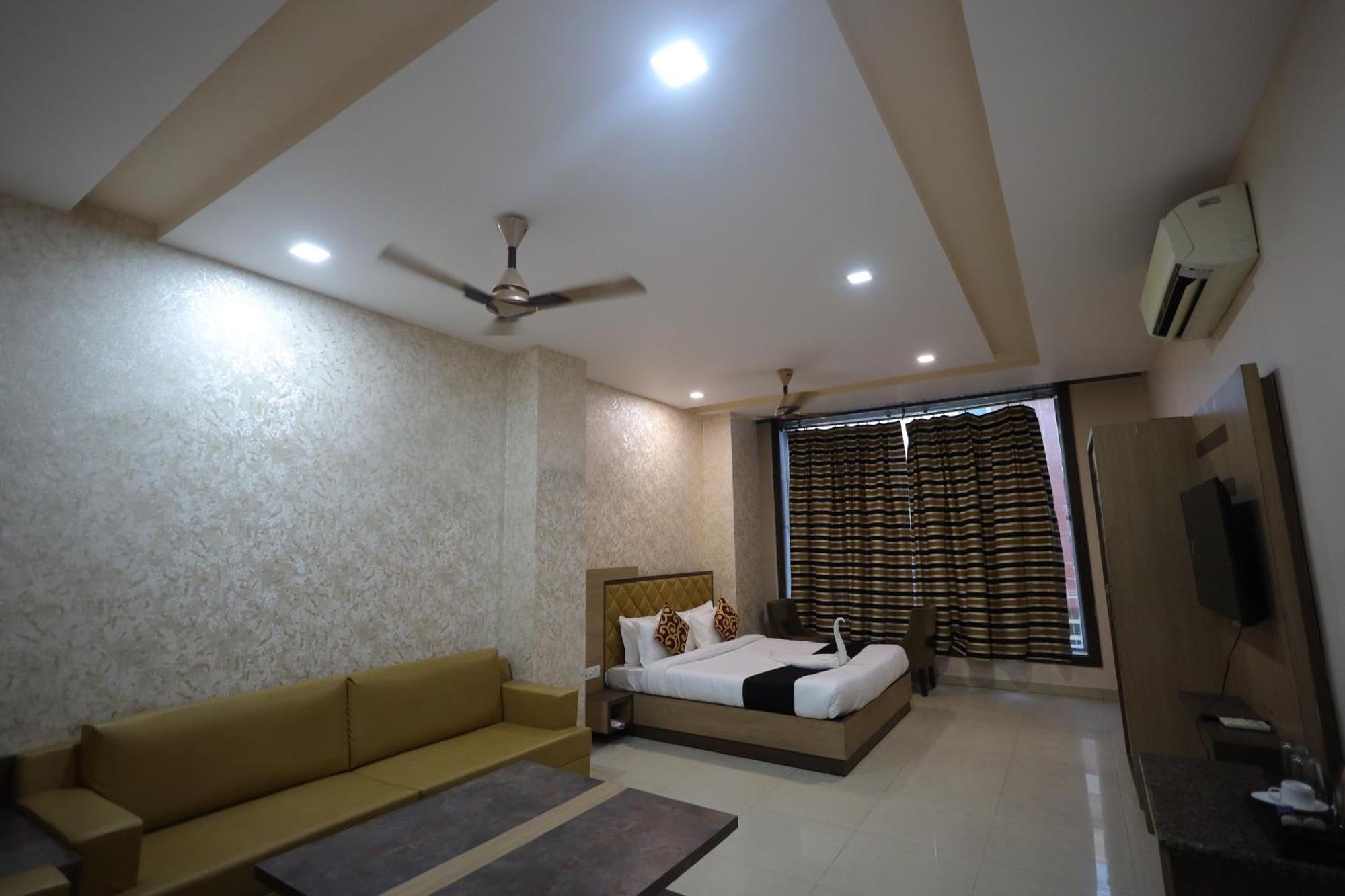 Hotel Bhagyaraj Palace A Luxury Hotel Keshavpuram Kanpur Exterior foto